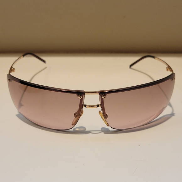 Gucci Accessories - Y2k JLo Gucci Sunglasses